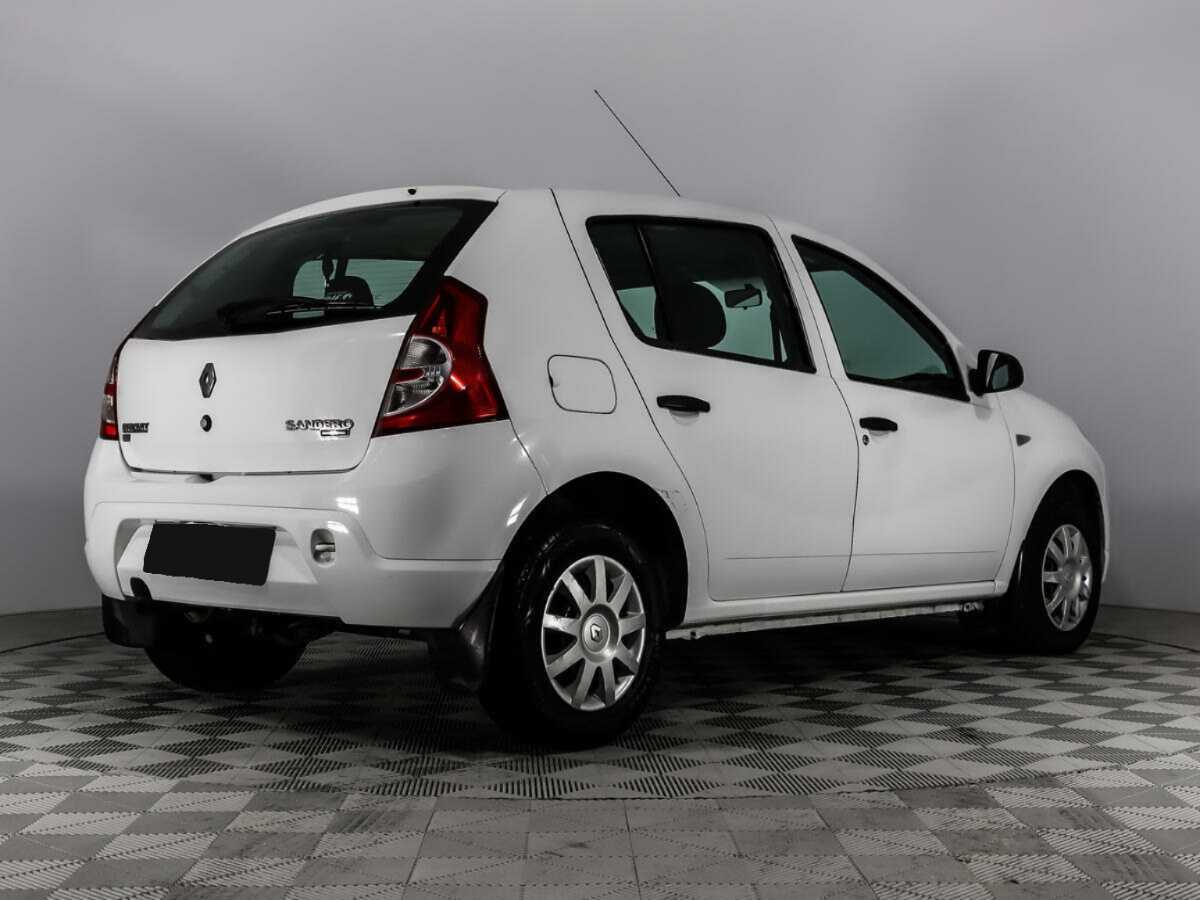 Renault Sandero с пробегом — 2014 год. Фото: #4