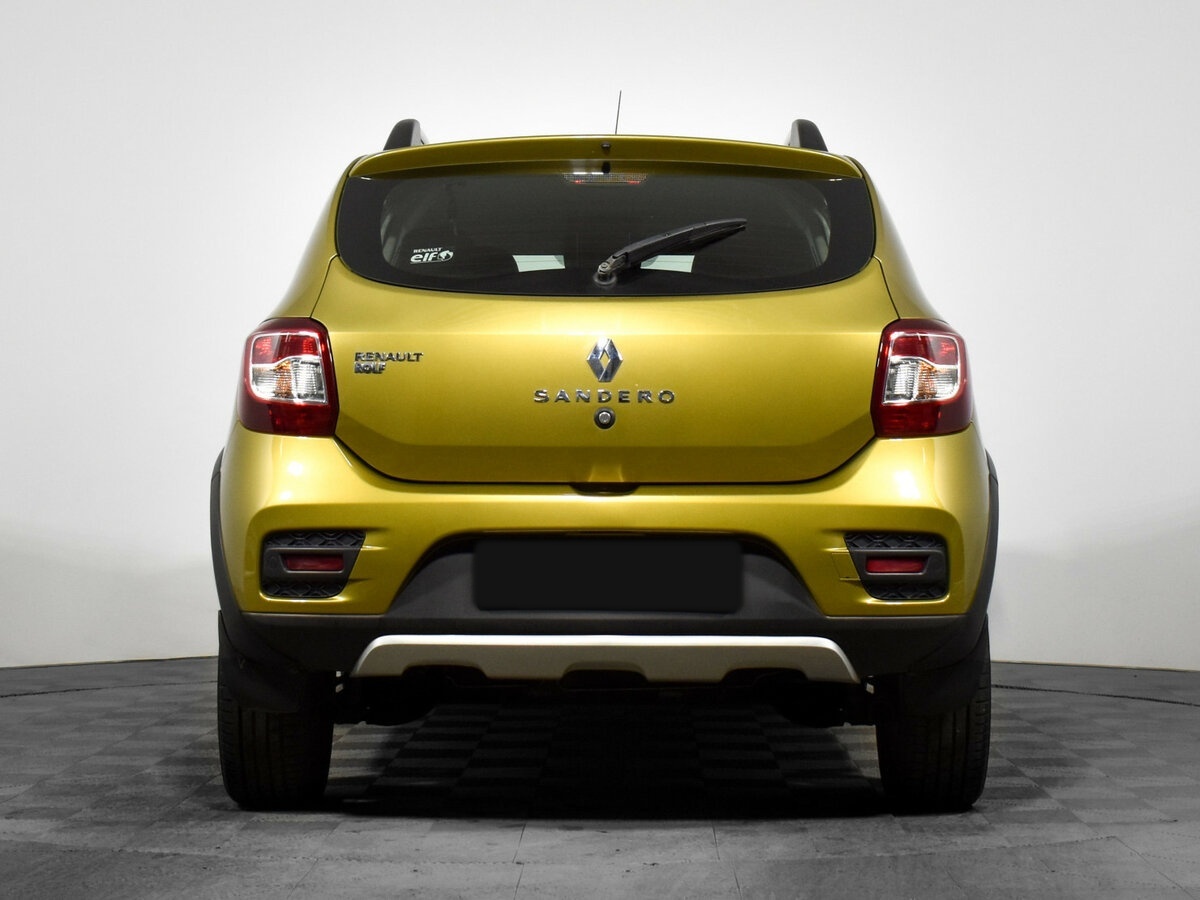 Renault Sandero с пробегом — 2016 год. Фото: #4