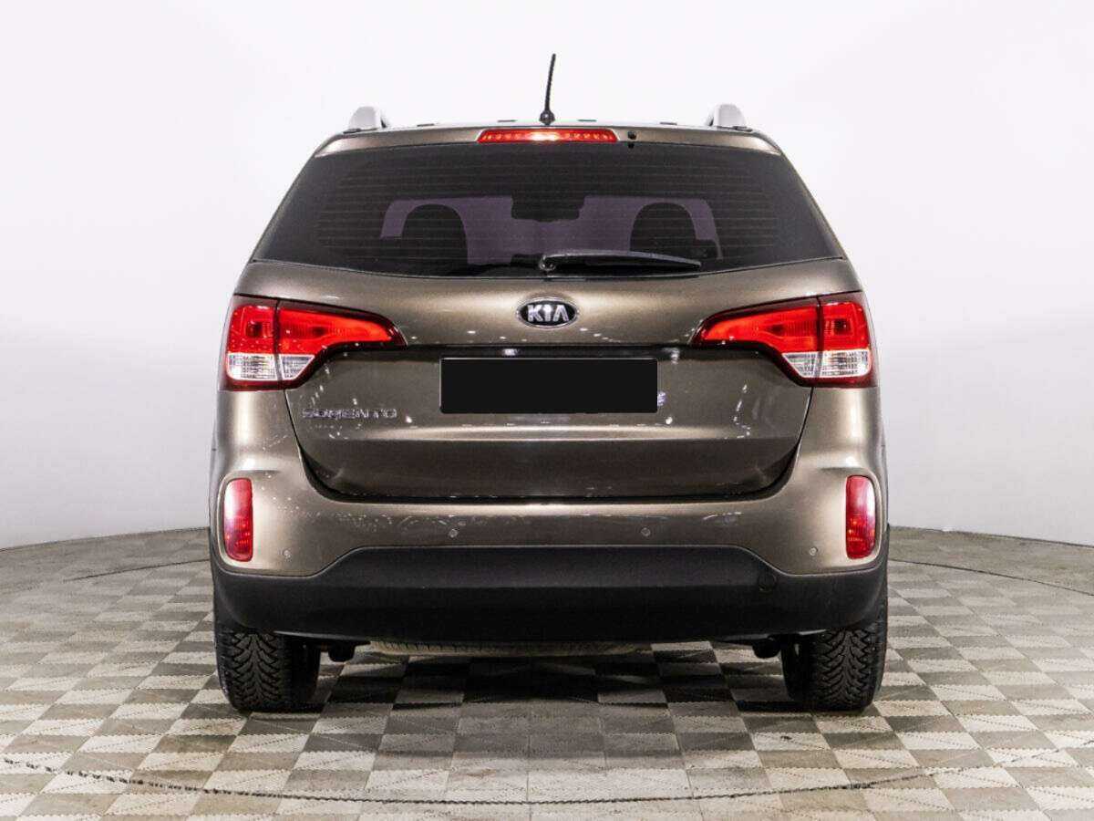 Kia Sorento с пробегом — 2014 год. Фото: #5