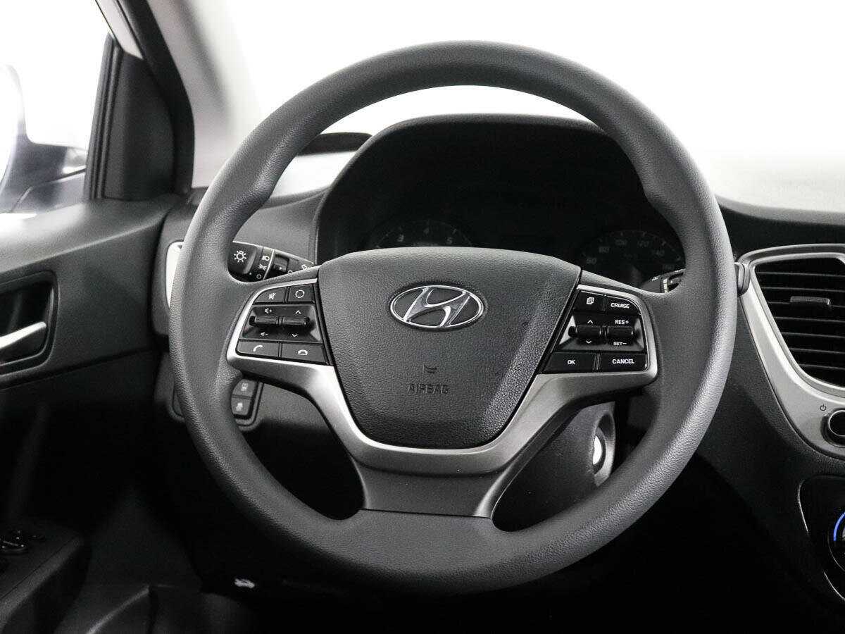 Hyundai Solaris с пробегом — 2021 год. Фото: #12