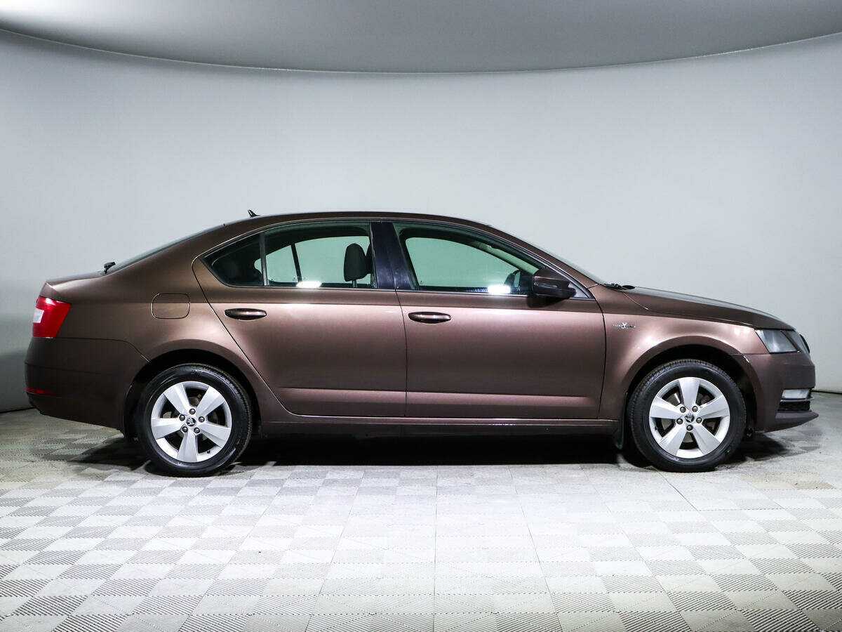 Skoda Octavia с пробегом — 2019 год. Фото: #3