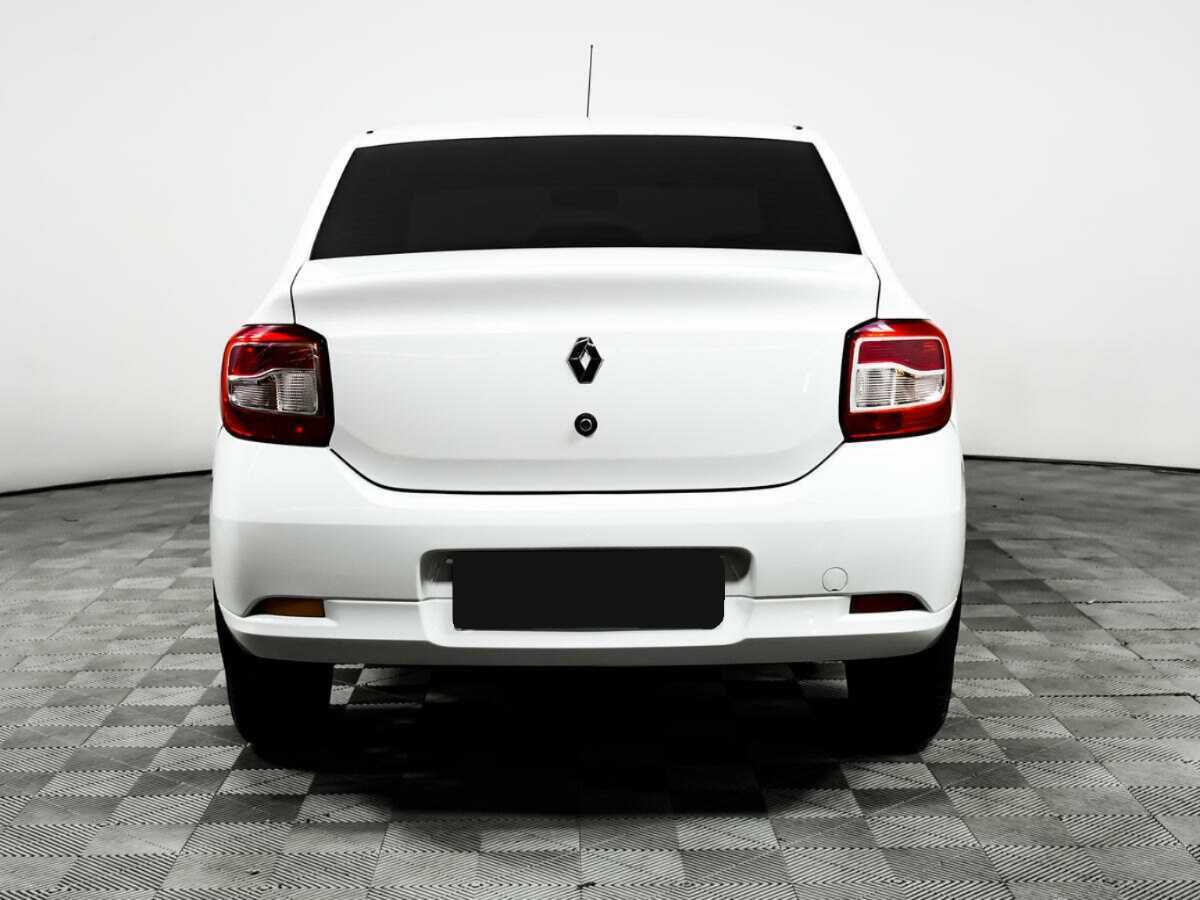 Renault Logan с пробегом — 2014 год. Фото: #5