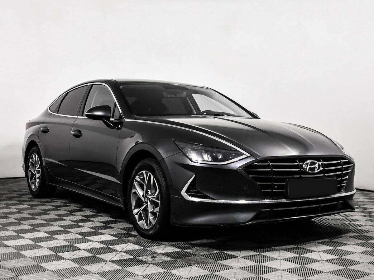 Hyundai Sonata с пробегом — 2020 год. Фото: #2
