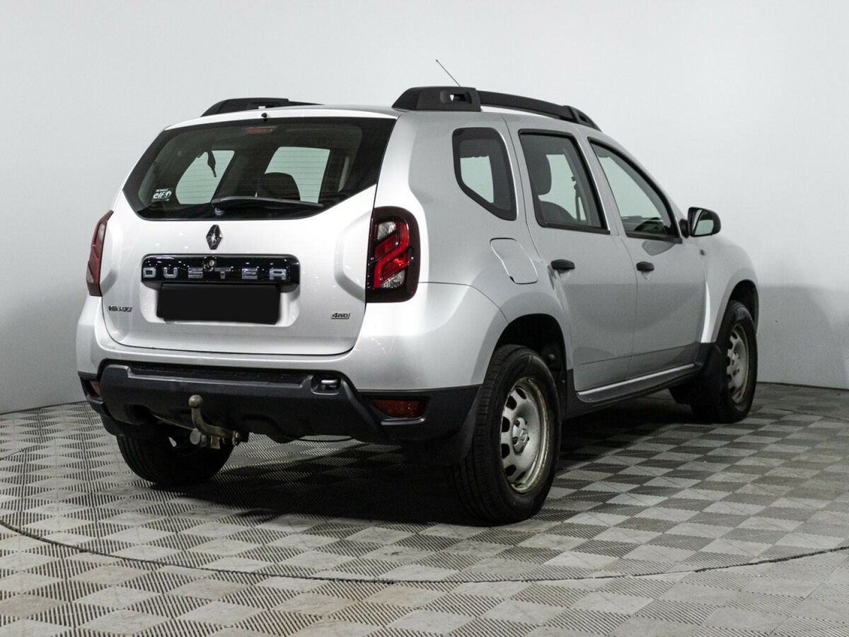 Renault Duster с пробегом — 2017 год. Фото: #4