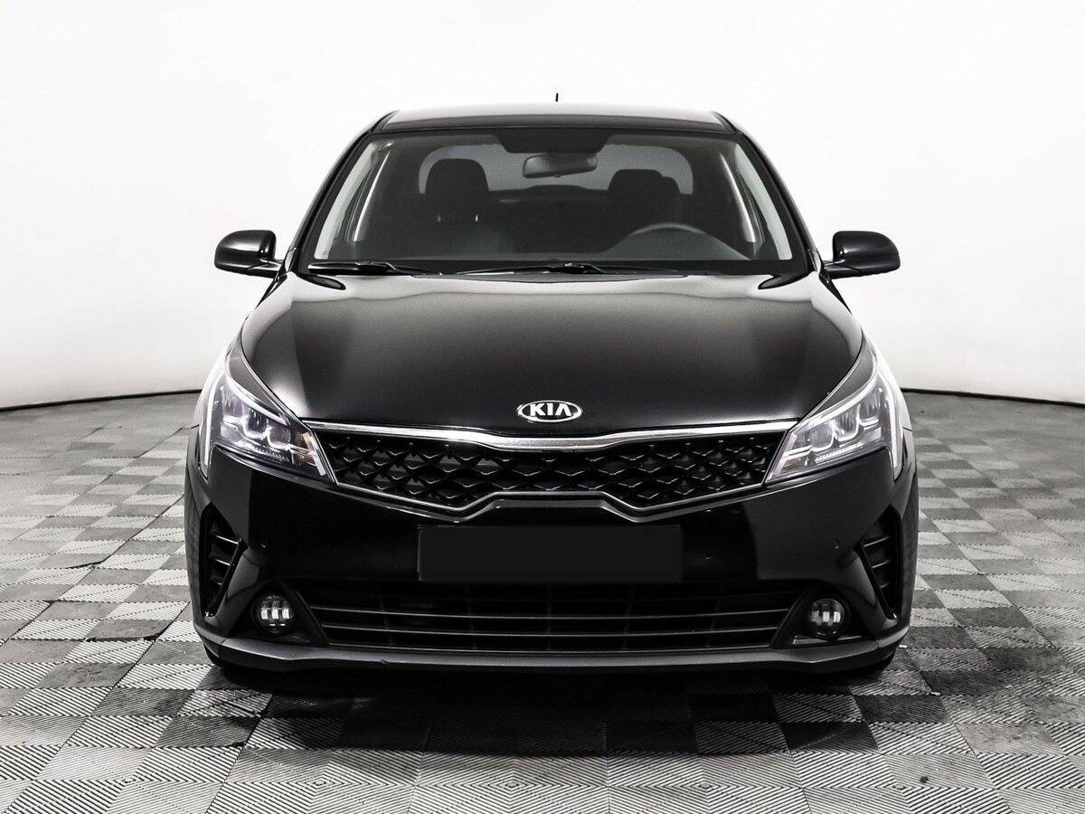 Kia Rio с пробегом — 2020 год. Фото: #1