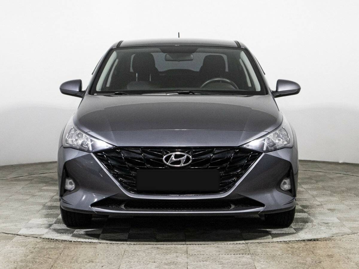 Hyundai Solaris с пробегом — 2021 год. Фото: #1