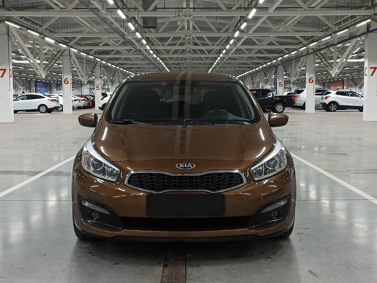 Kia Ceed с пробегом — 2016 год. Фото: #1