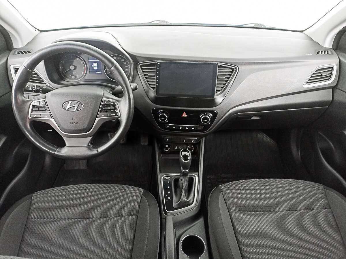 Hyundai Solaris с пробегом — 2017 год. Фото: #11