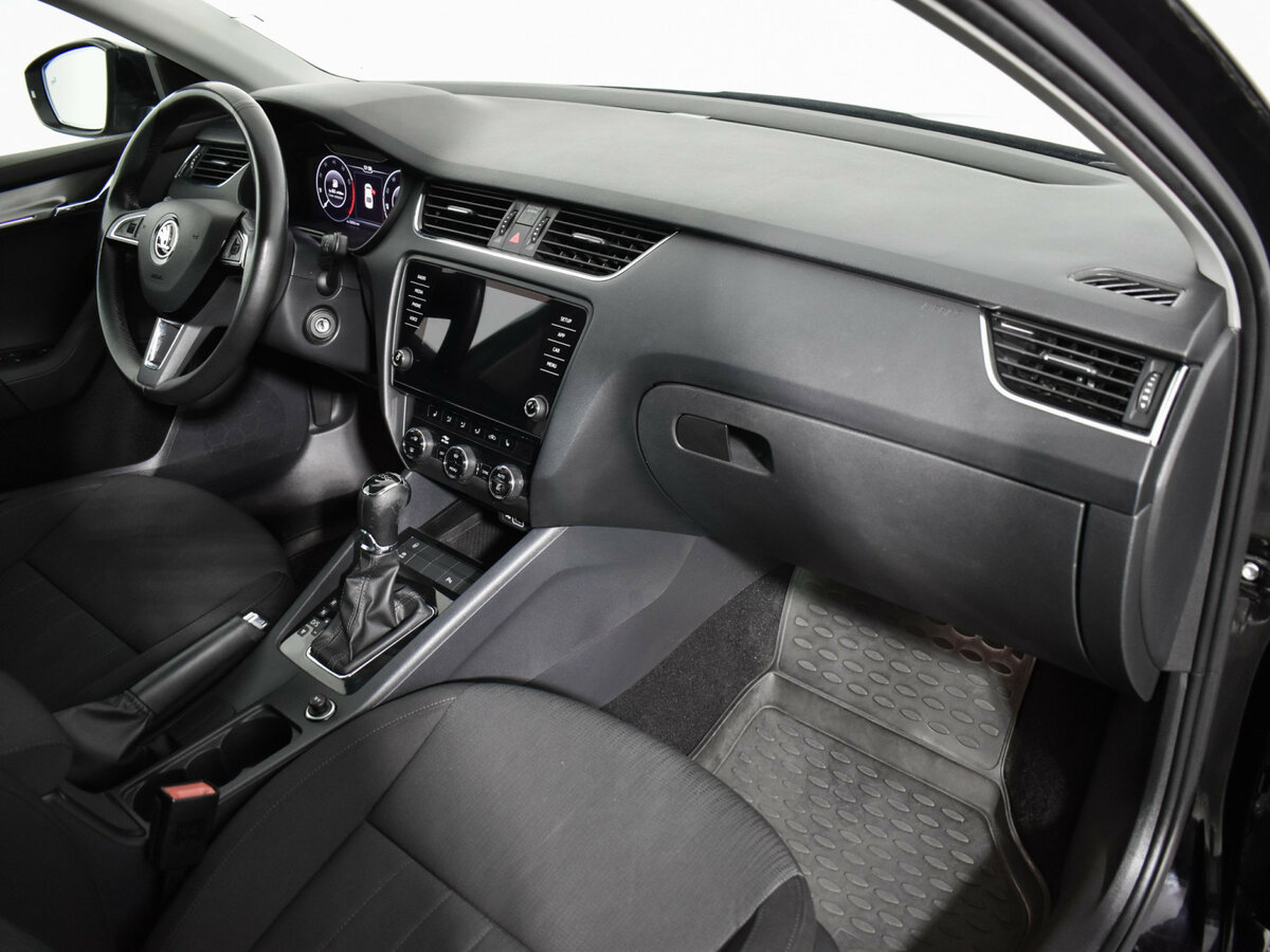 Skoda Octavia с пробегом — 2019 год. Фото: #11