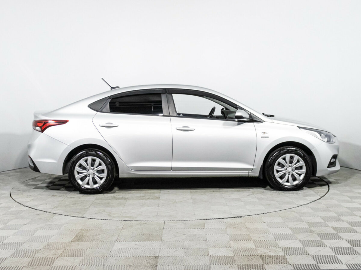 Hyundai Solaris с пробегом — 2019 год. Фото: #3