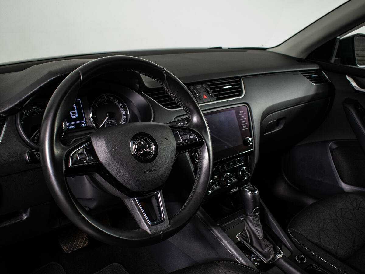 Skoda Octavia с пробегом — 2018 год. Фото: #12