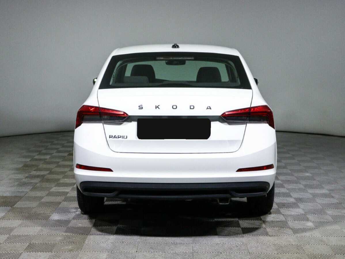 Skoda Rapid с пробегом — 2020 год. Фото: #5