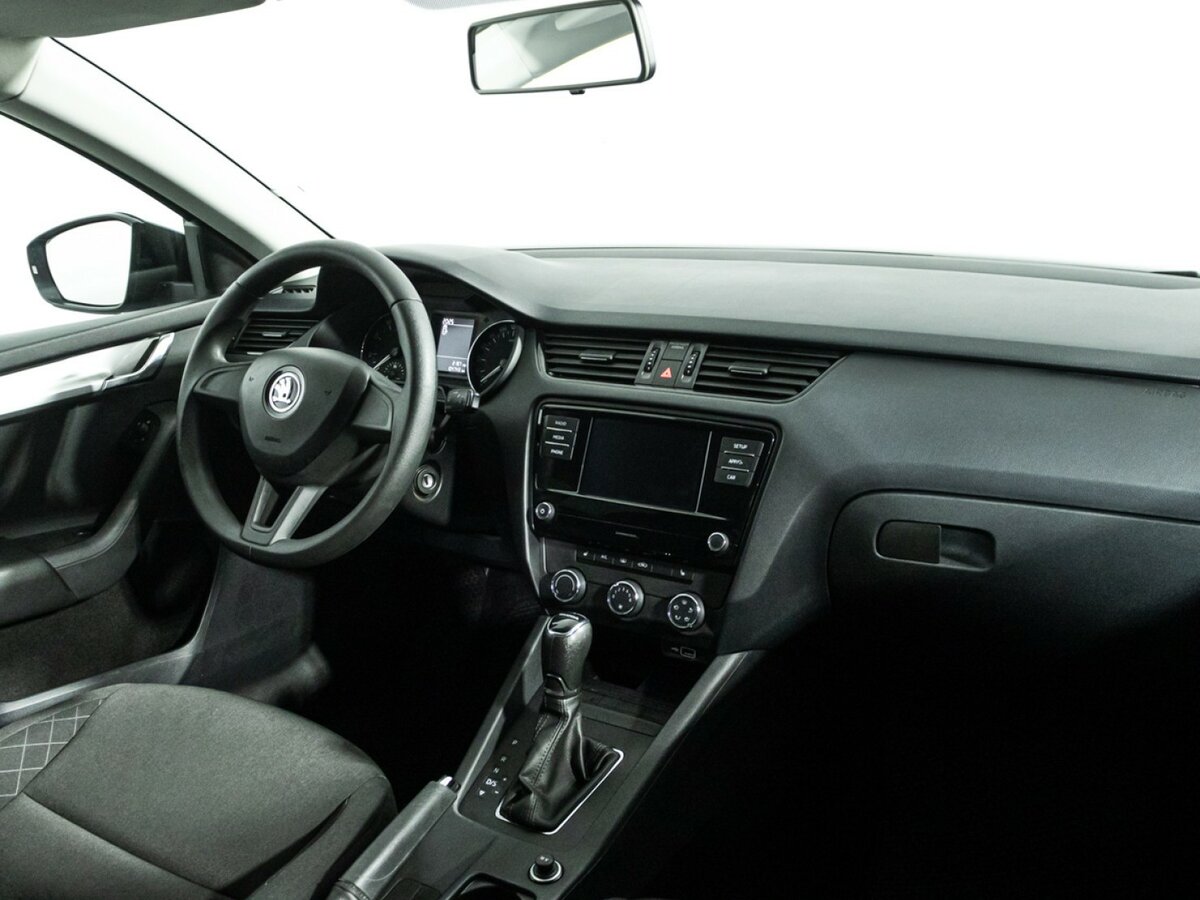Skoda Octavia с пробегом — 2018 год. Фото: #8