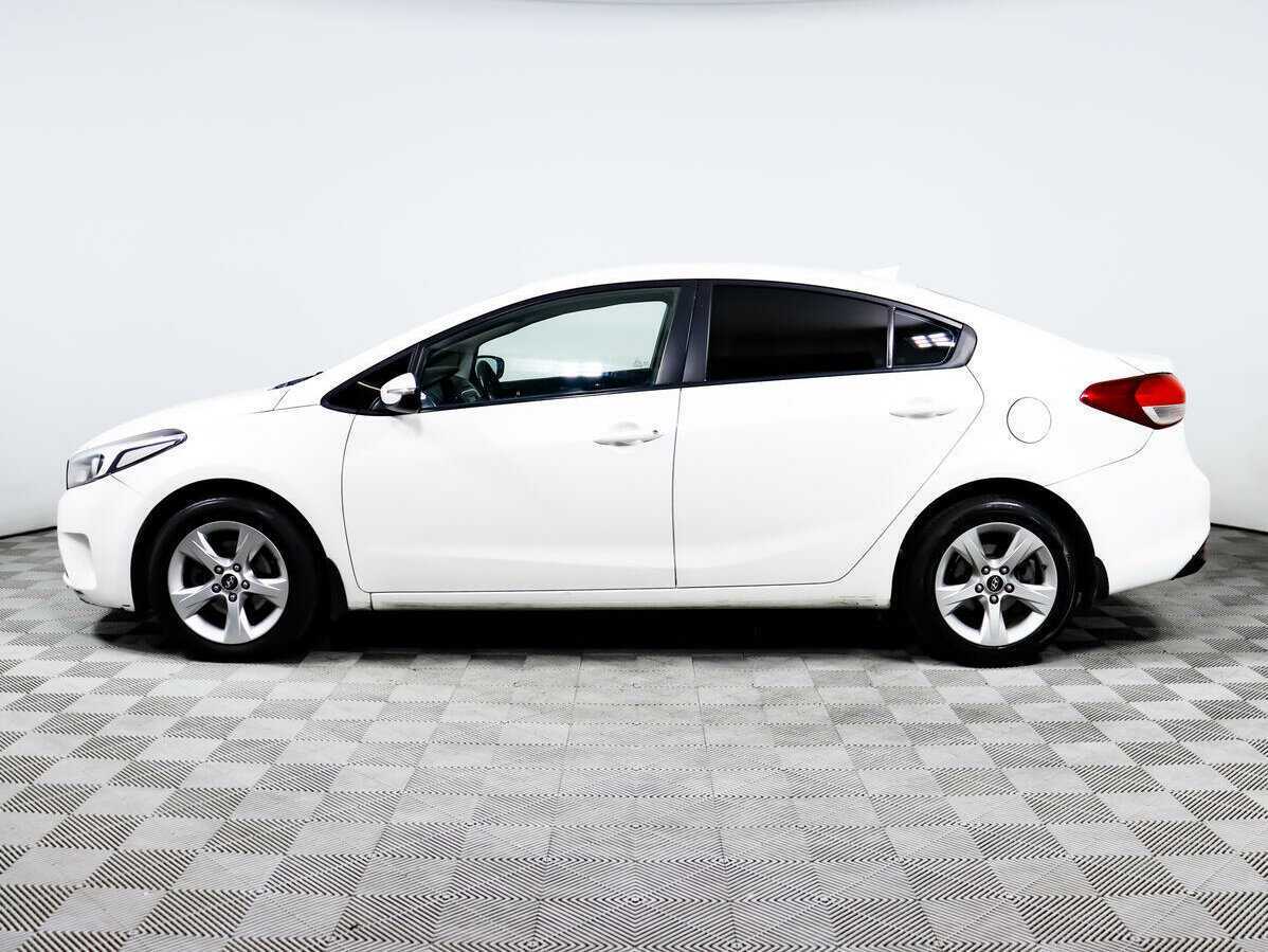 Kia Cerato с пробегом — 2017 год. Фото: #7