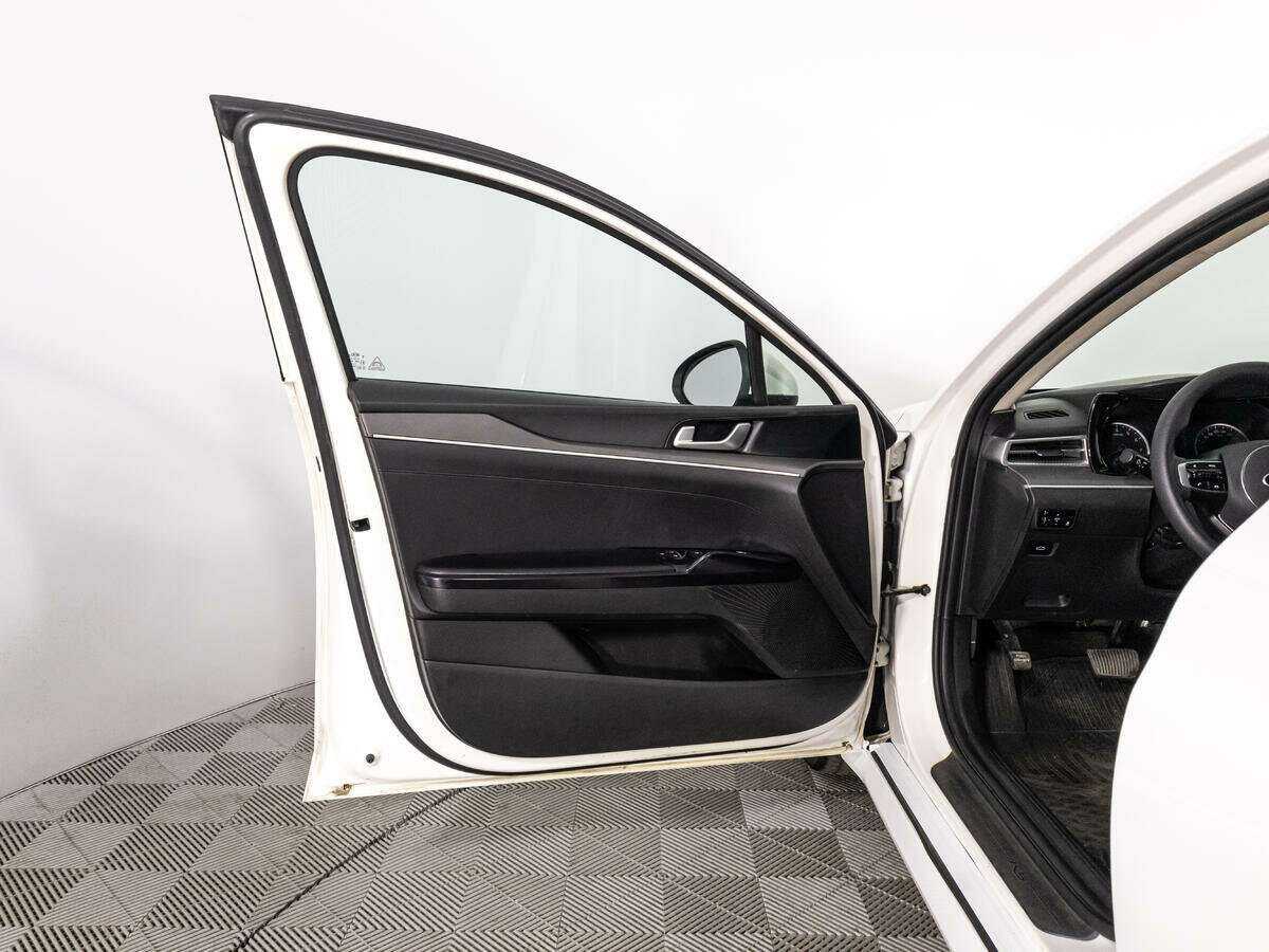 Kia K5 с пробегом — 2020 год. Фото: #21