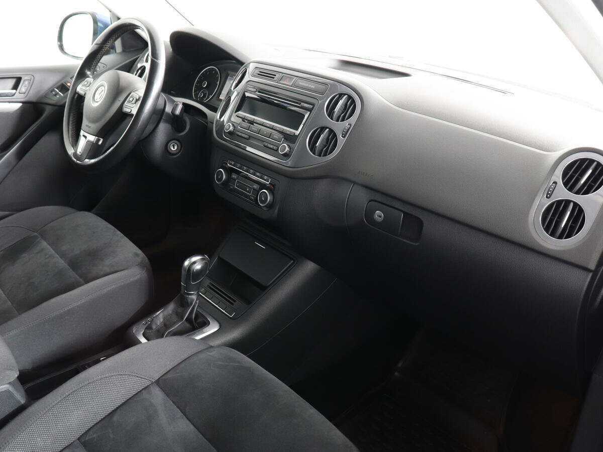 Volkswagen Tiguan с пробегом — 2012 год. Фото: #9