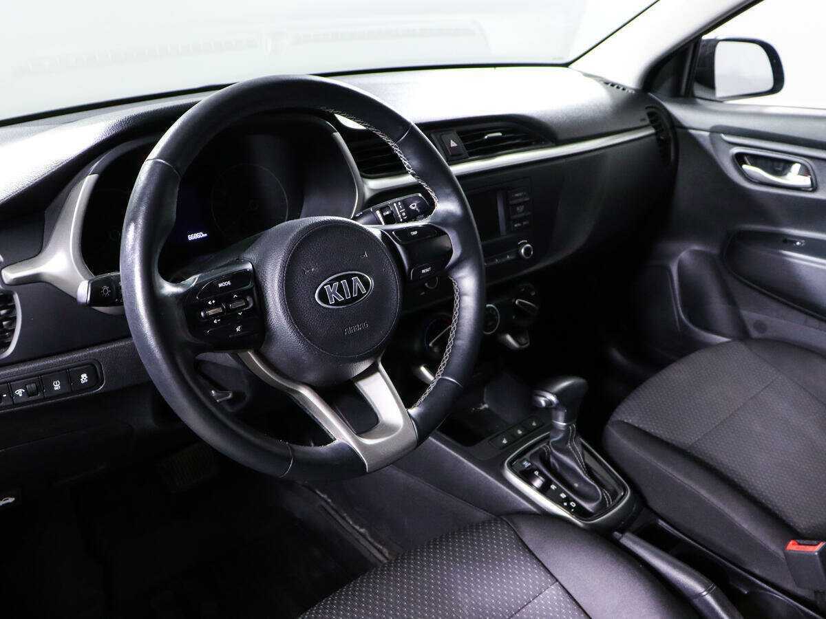 Kia Rio с пробегом — 2021 год. Фото: #12