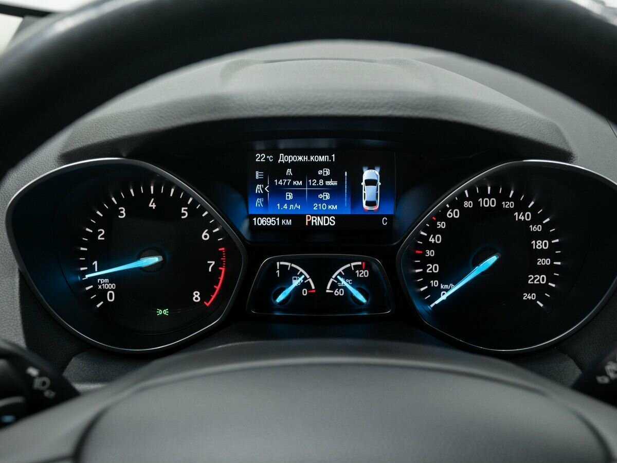 Ford Kuga с пробегом — 2017 год. Фото: #23