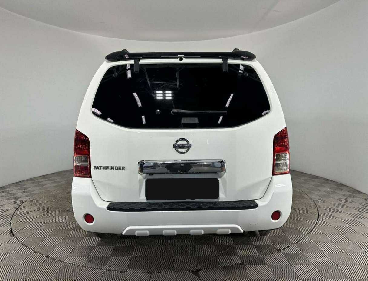 Nissan Pathfinder с пробегом — 2012 год. Фото: #2