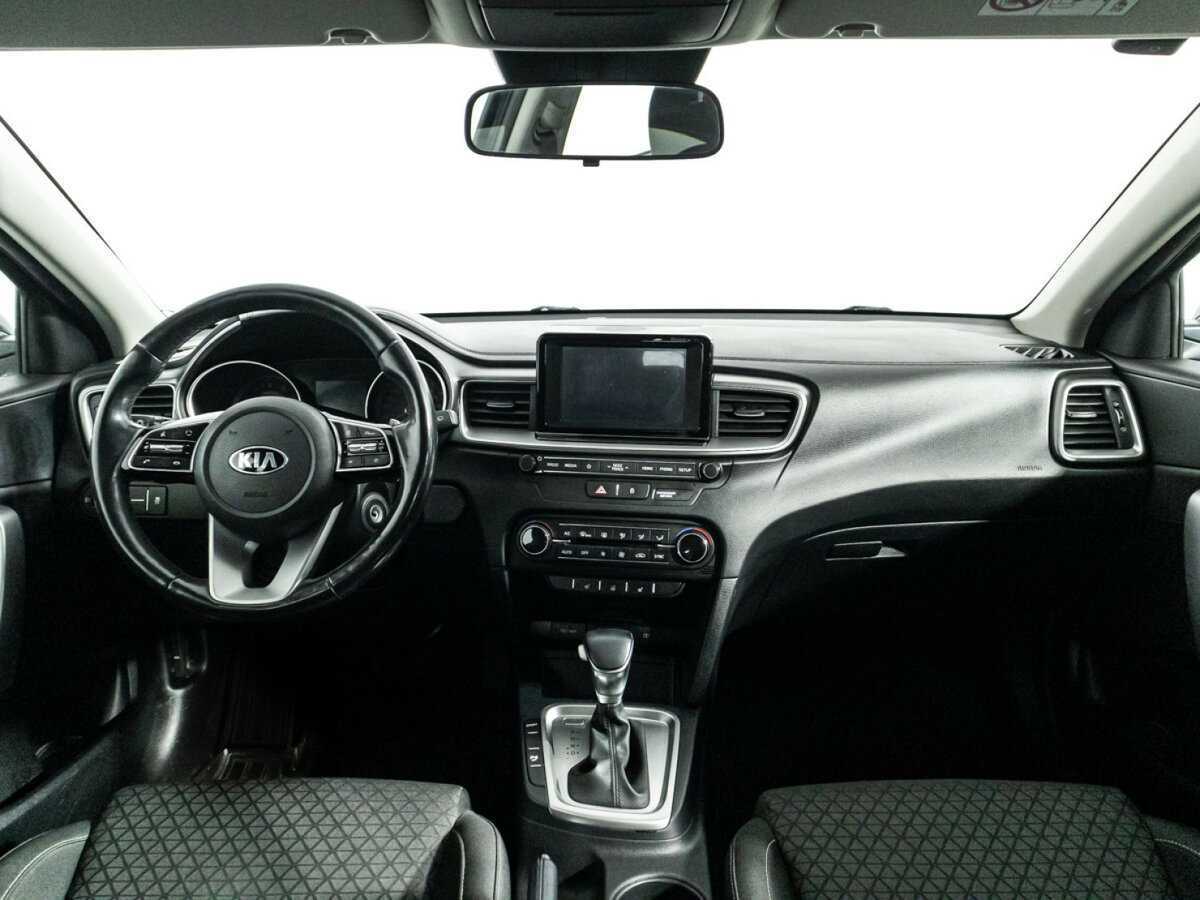 Kia Ceed с пробегом — 2019 год. Фото: #12