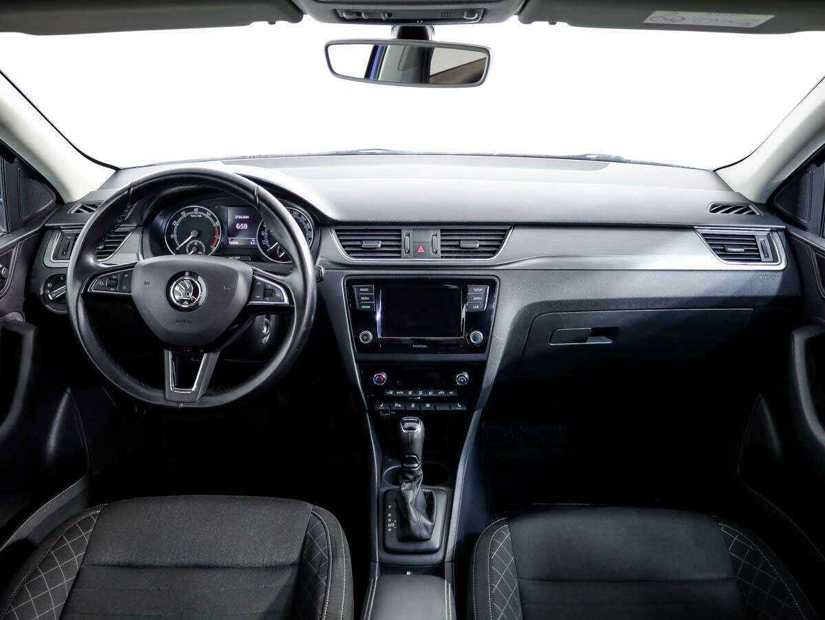 Skoda Rapid с пробегом — 2018 год. Фото: #8