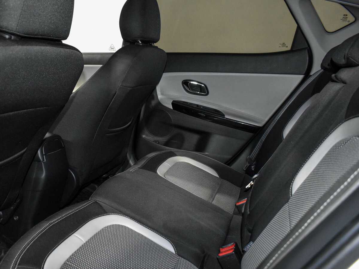 Kia Ceed с пробегом — 2012 год. Фото: #11