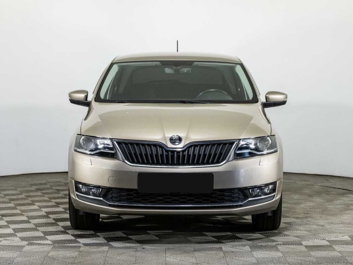 Skoda Rapid с пробегом — 2019 год. Фото: #1