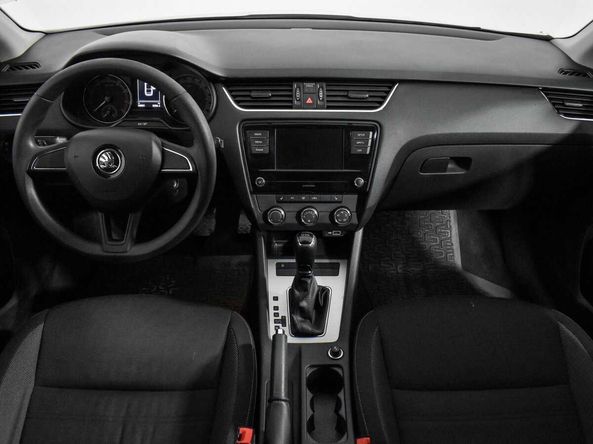 Skoda Octavia с пробегом — 2018 год. Фото: #16