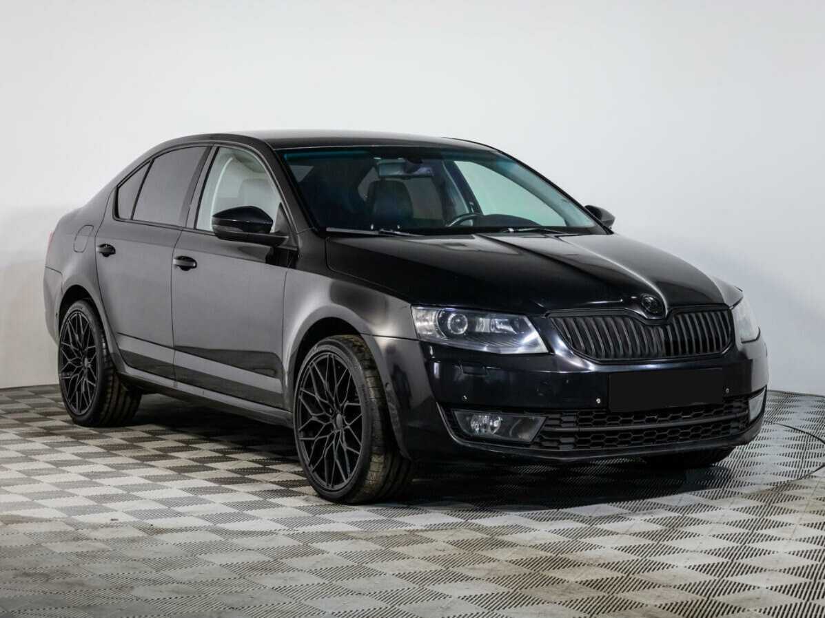 Skoda Octavia с пробегом — 2015 год. Фото: #1