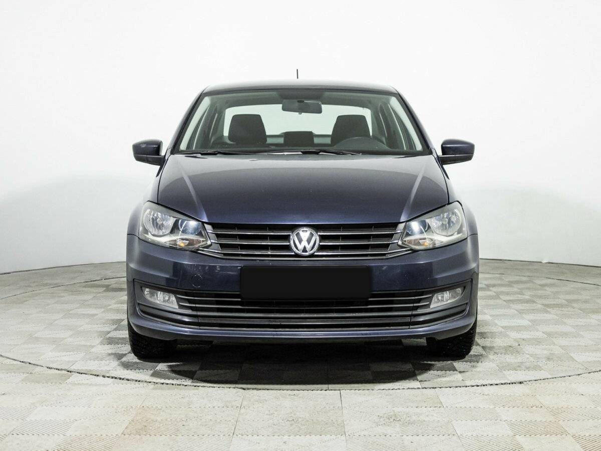 Volkswagen Polo с пробегом — 2015 год. Фото: #1