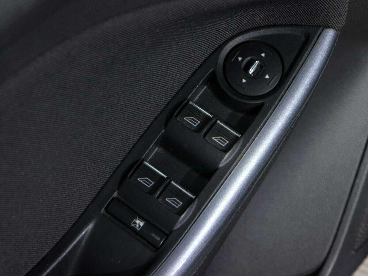 Ford Focus с пробегом — 2012 год. Фото: #14