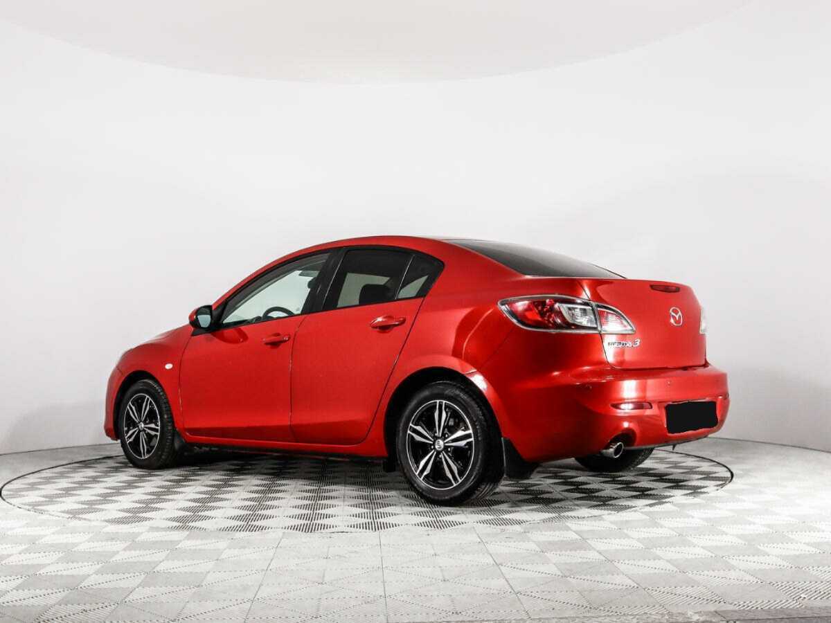 Mazda 3 с пробегом — 2012 год. Фото: #6