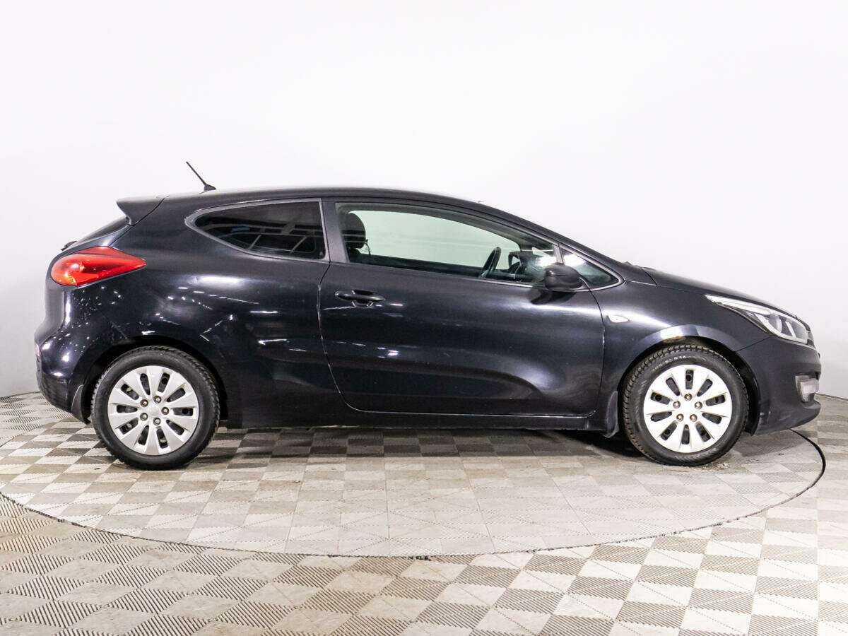Kia Ceed с пробегом — 2014 год. Фото: #3