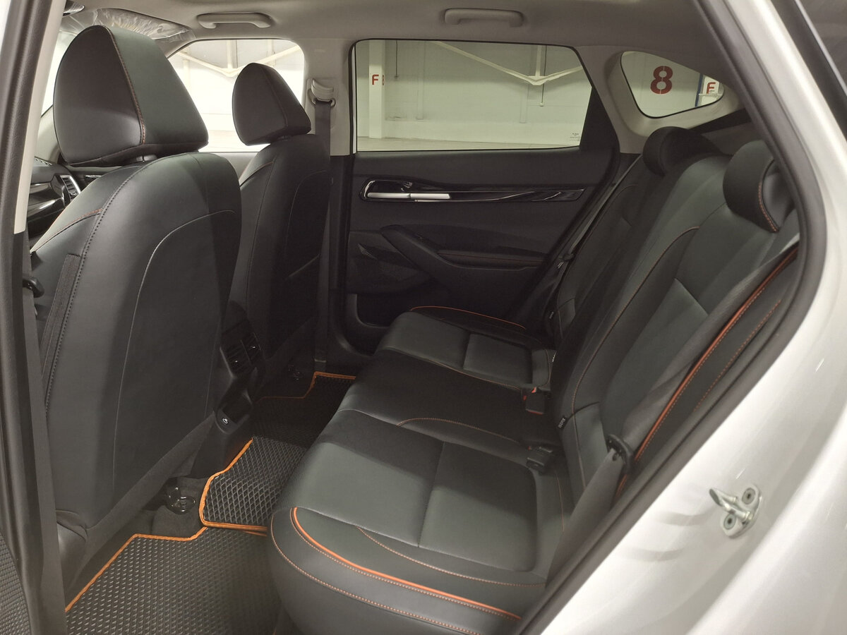 Kia Seltos с пробегом — 2024 год. Фото: #11