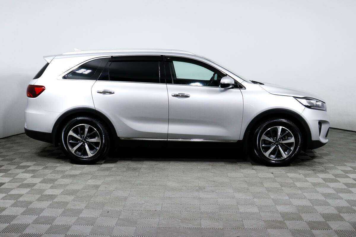 Kia Sorento с пробегом — 2018 год. Фото: #3