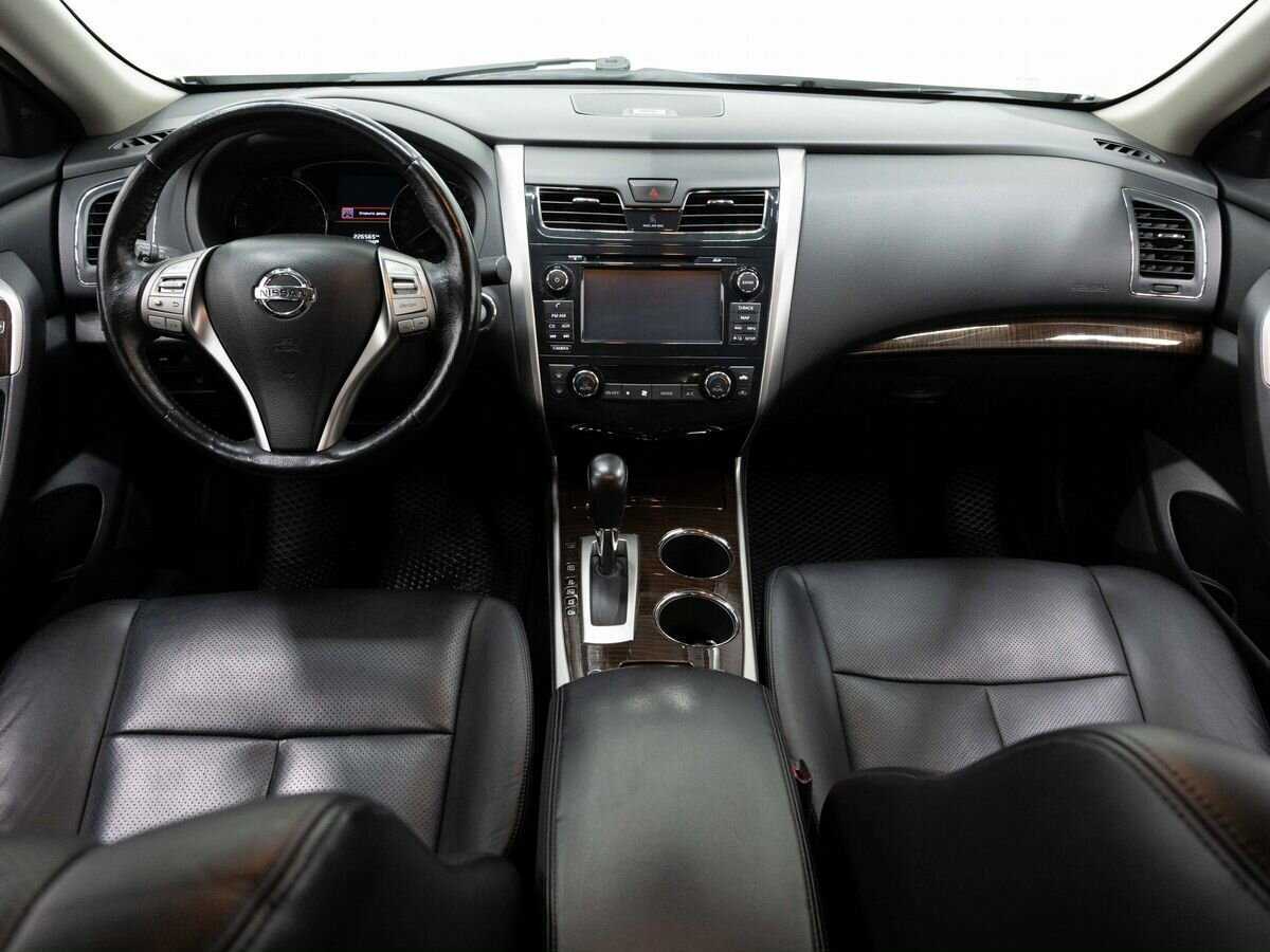 Nissan Teana с пробегом — 2015 год. Фото: #15