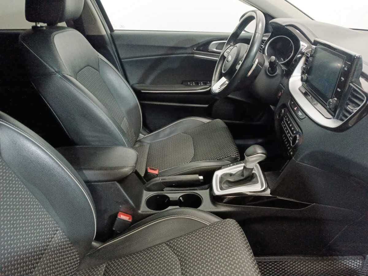 Kia Ceed с пробегом — 2021 год. Фото: #9