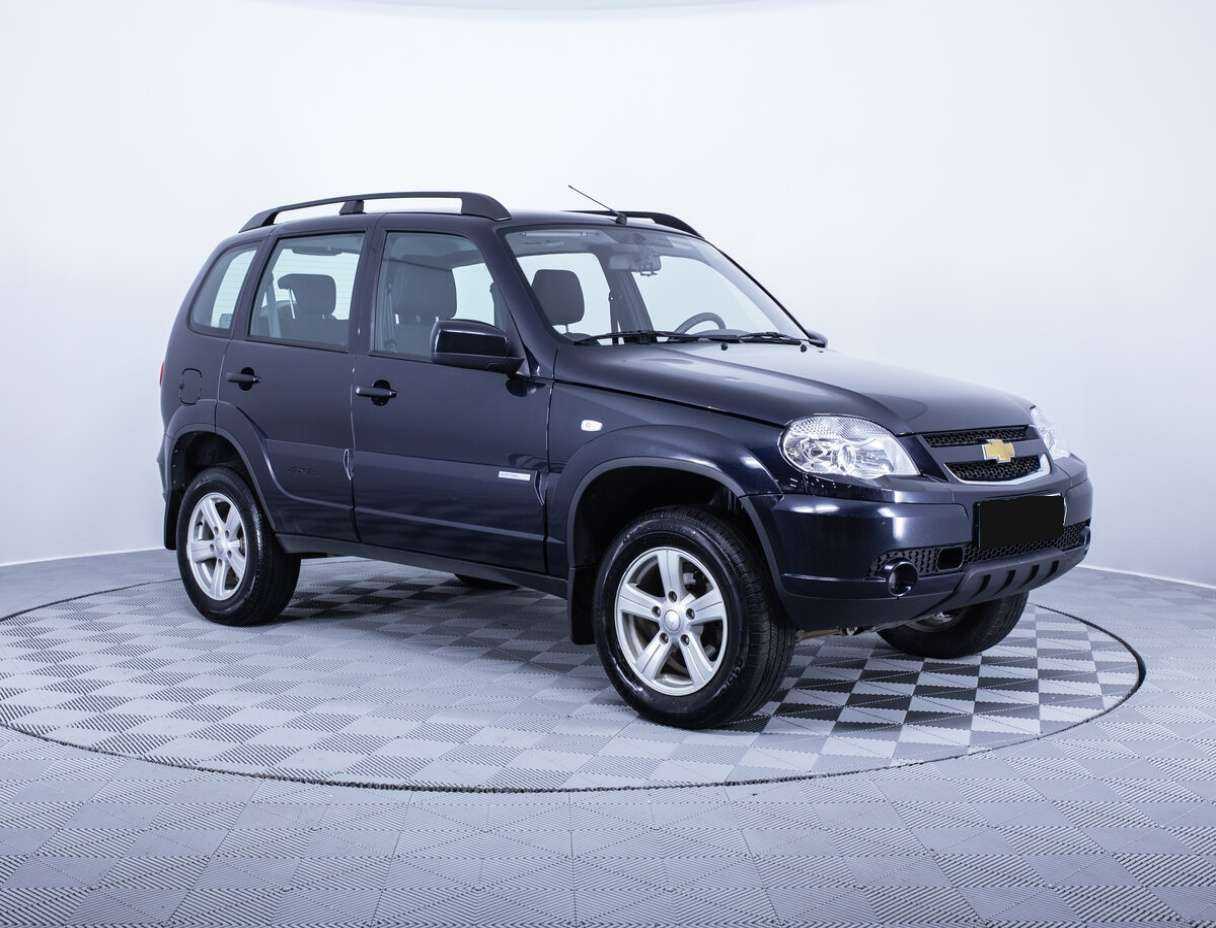 Chevrolet Niva с пробегом — 2015 год. Фото: #2