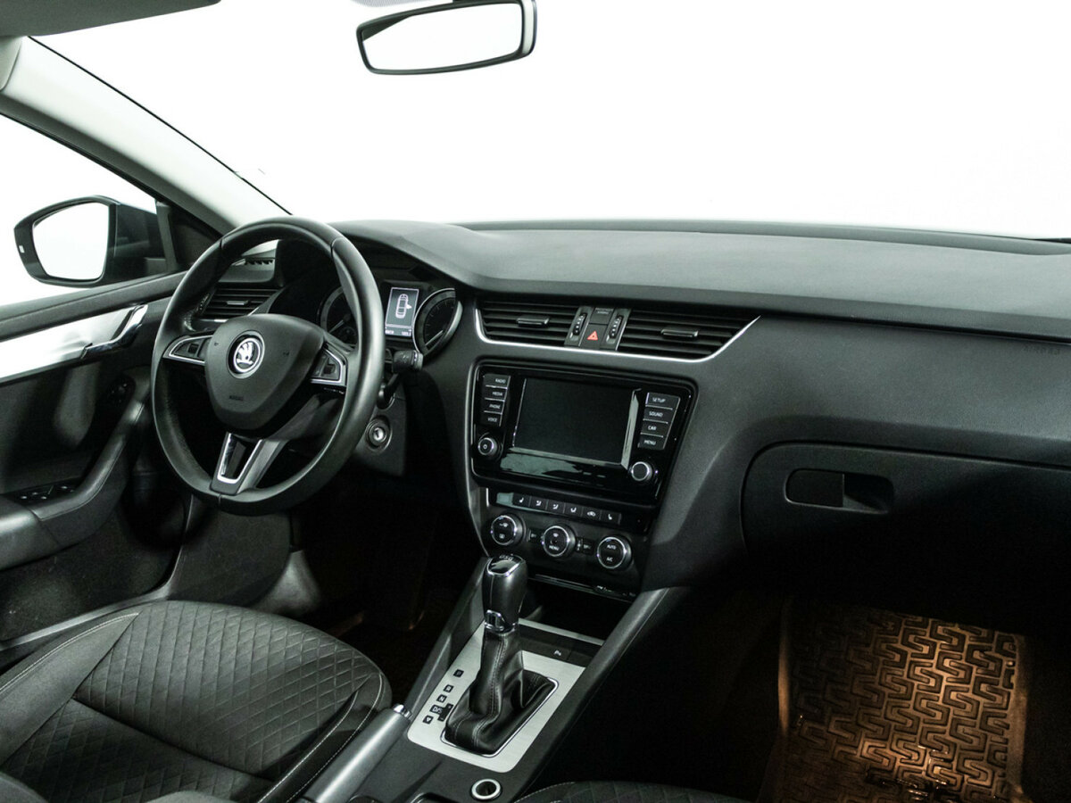 Skoda Octavia с пробегом — 2016 год. Фото: #8