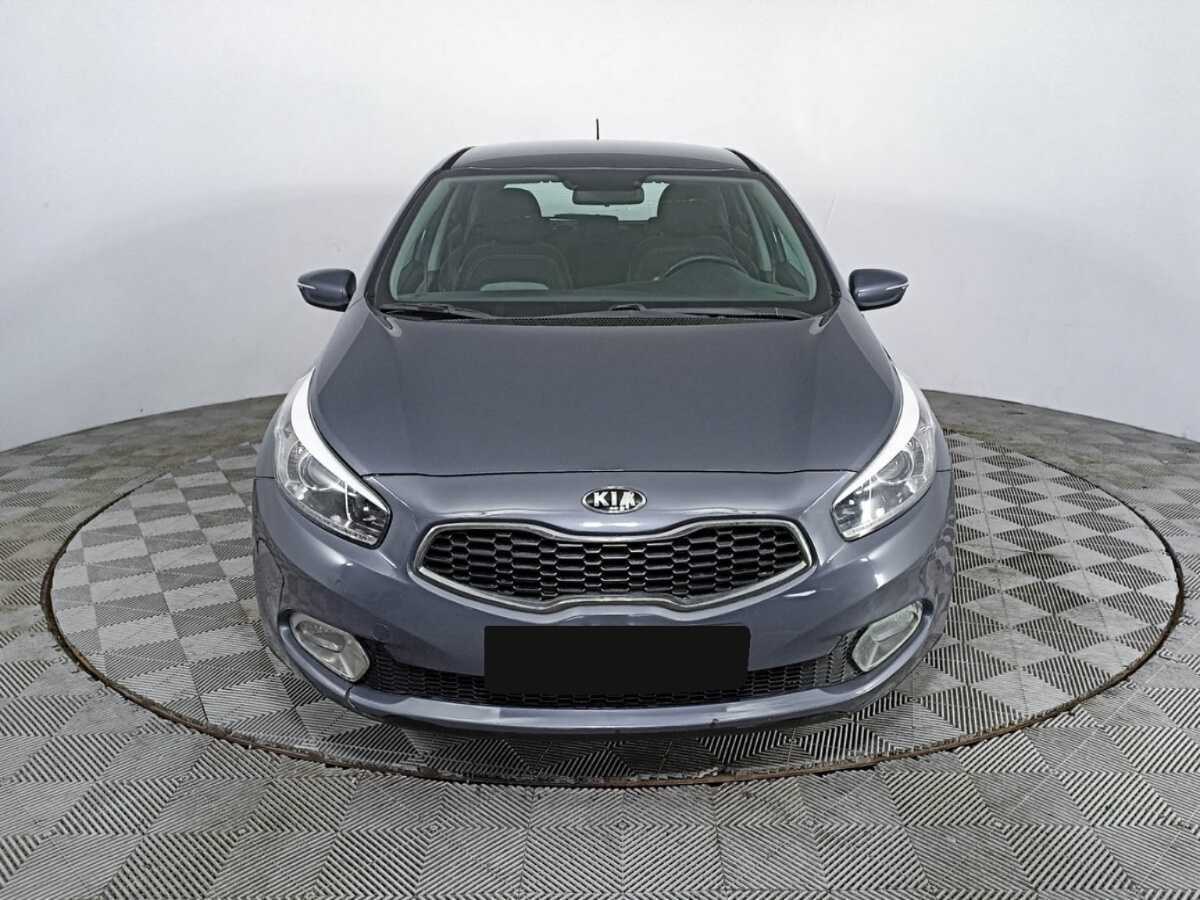 Kia Ceed с пробегом — 2014 год. Фото: #1