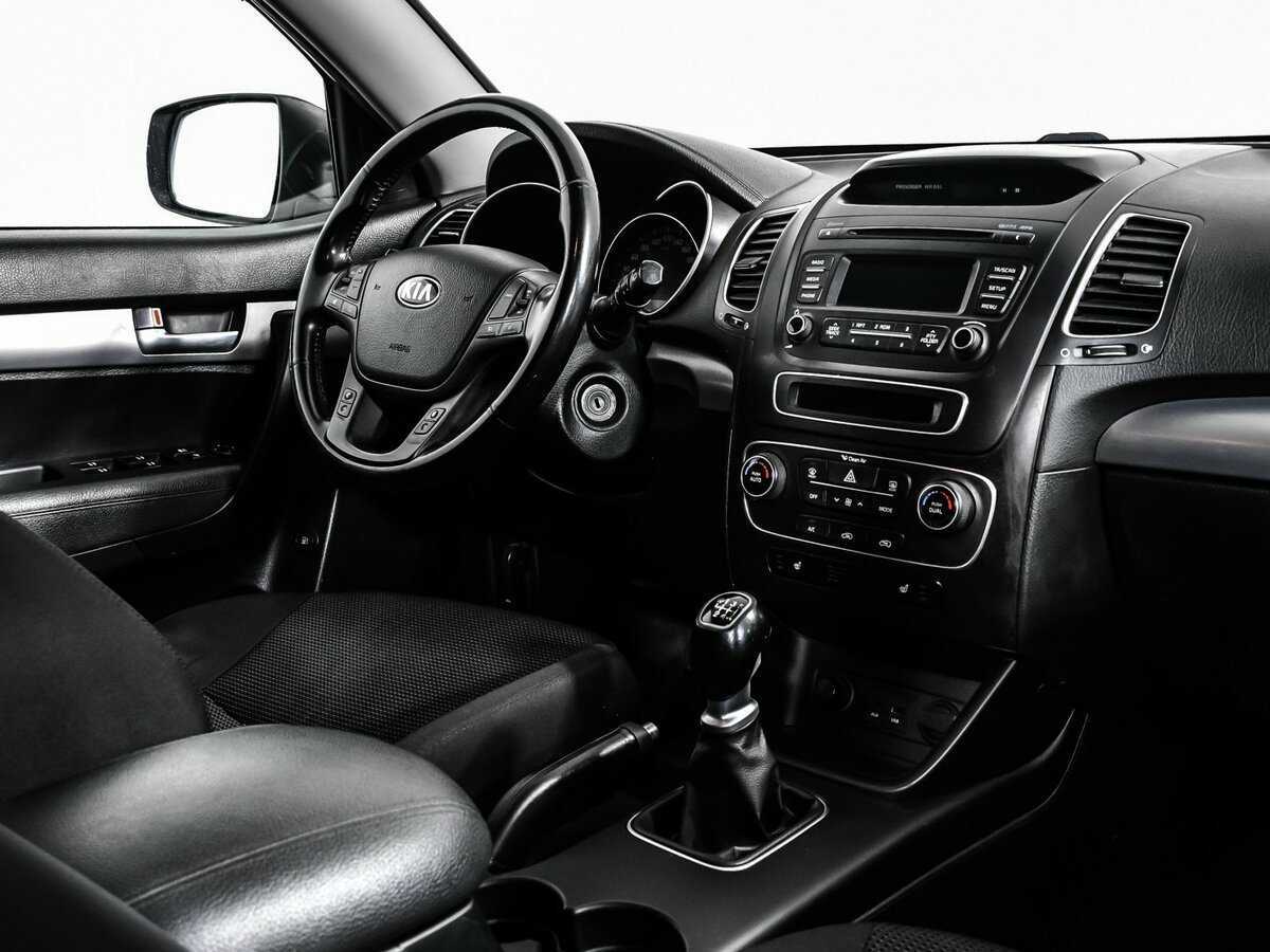 Kia Sorento с пробегом — 2013 год. Фото: #7