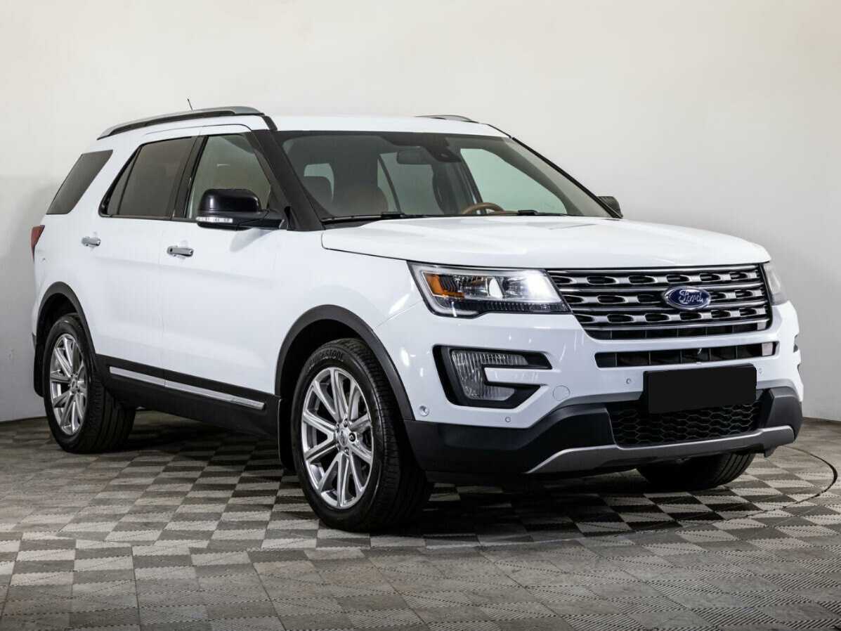 Ford Explorer с пробегом — 2016 год. Фото: #2