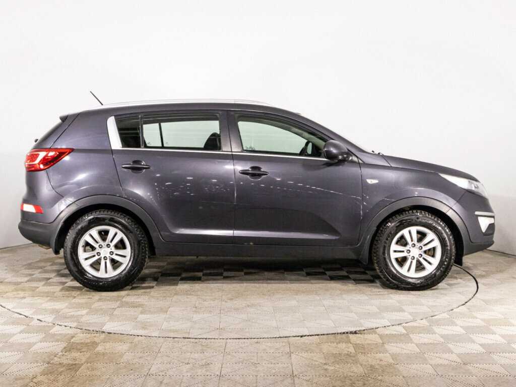 Kia Sportage с пробегом — 2013 год. Фото: #3
