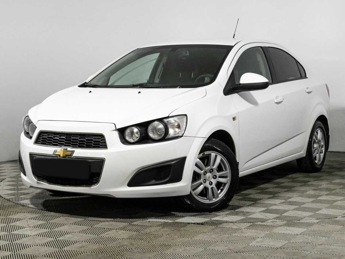 Chevrolet Aveo с пробегом — 2015 год. Посмотреть фото