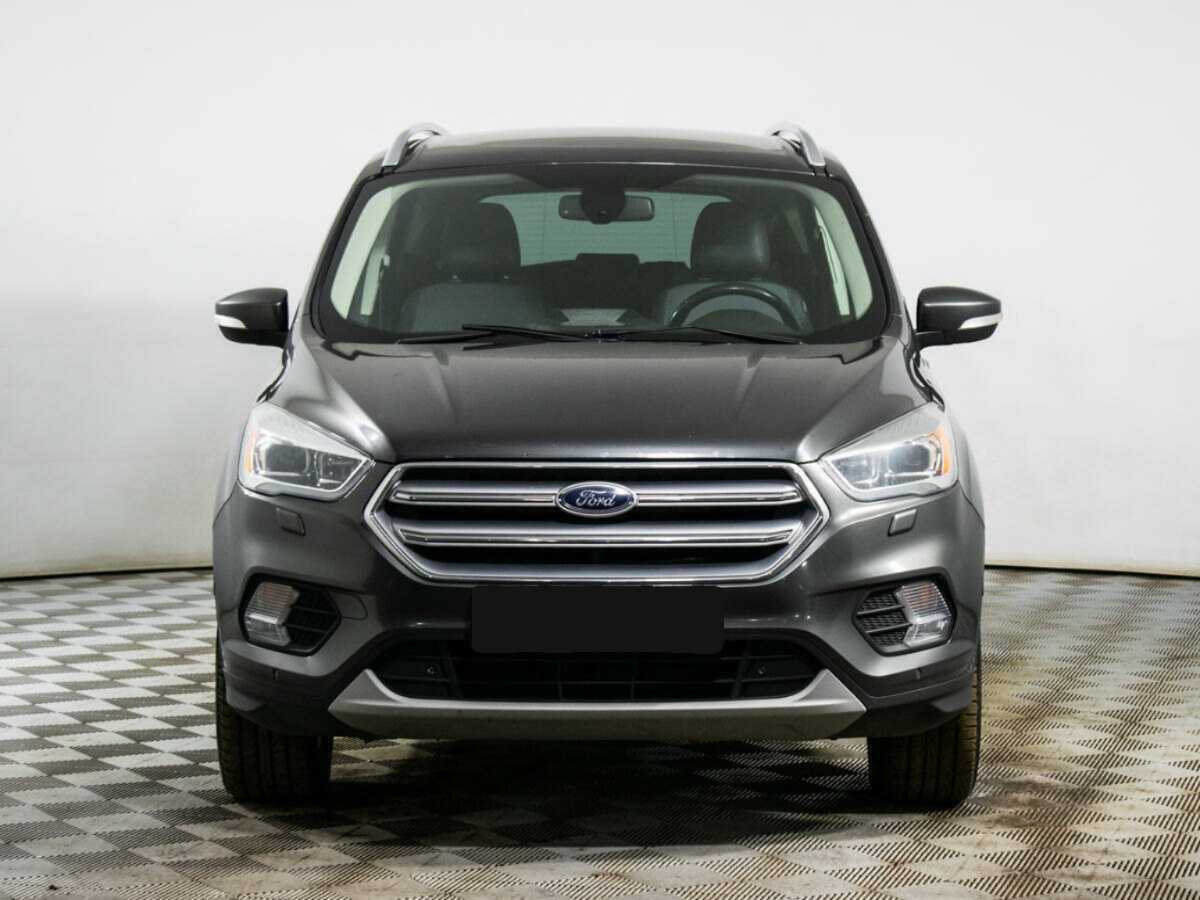 Ford Kuga с пробегом — 2017 год. Фото: #1