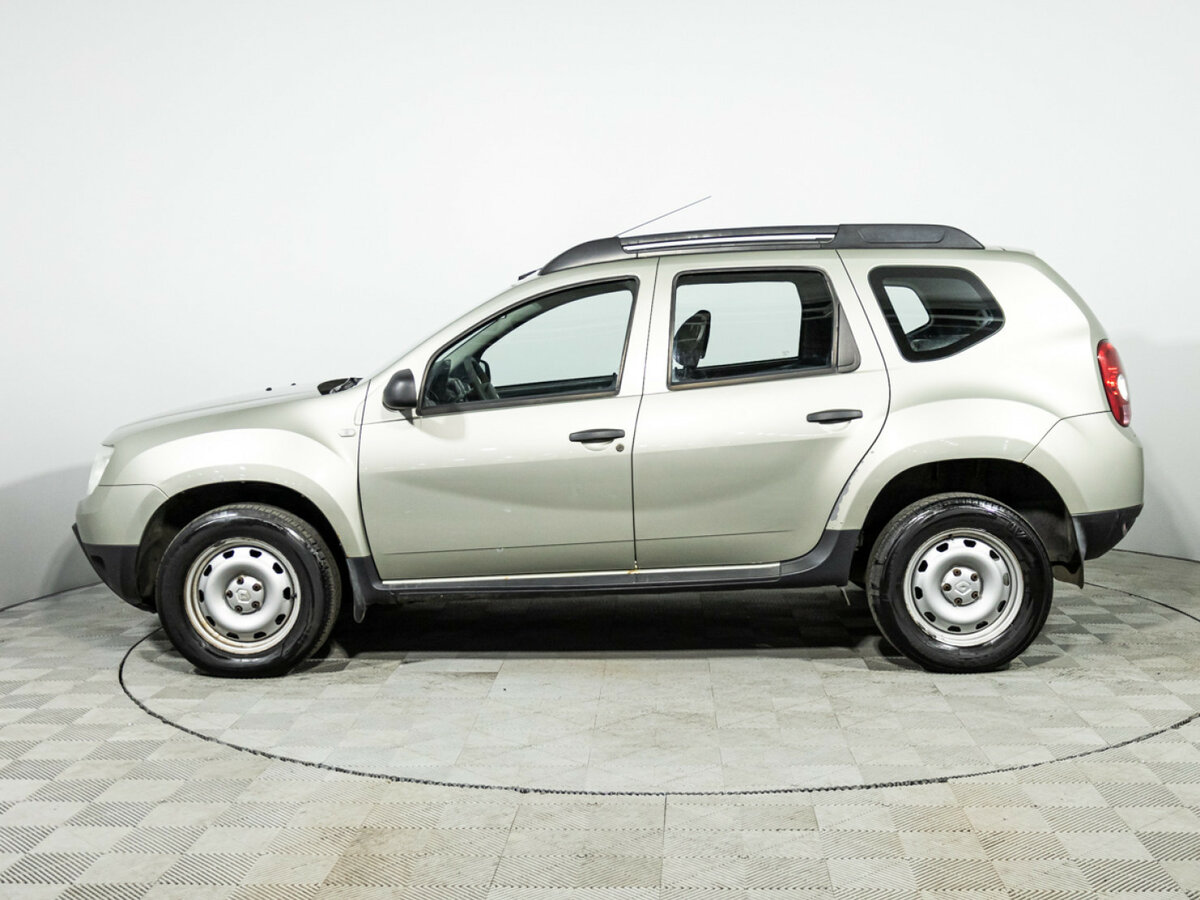 Renault Duster с пробегом — 2014 год. Фото: #7