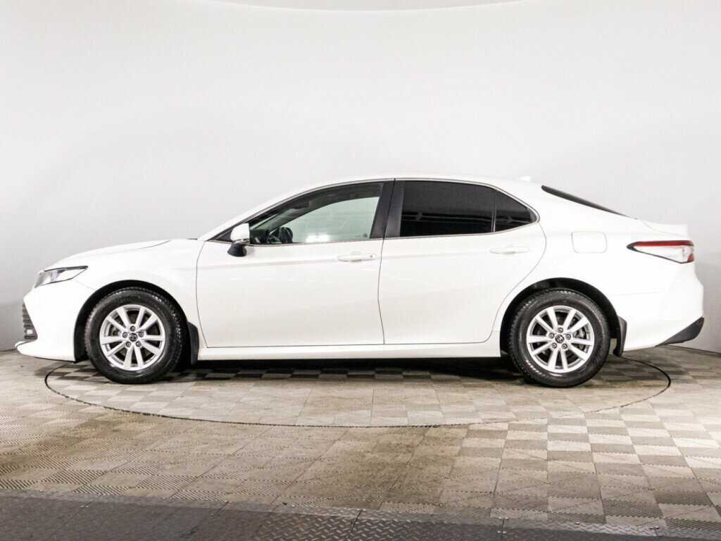 Toyota Camry с пробегом — 2018 год. Фото: #7