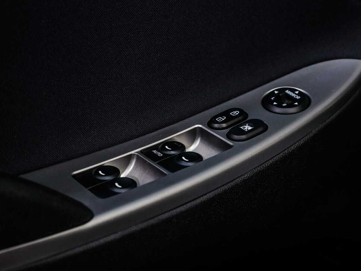 Hyundai Solaris с пробегом — 2015 год. Фото: #14