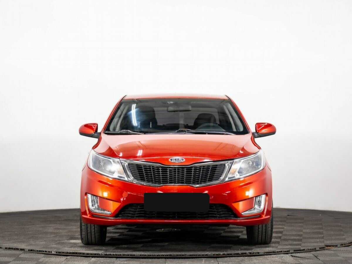 Kia Rio с пробегом — 2012 год. Фото: #1