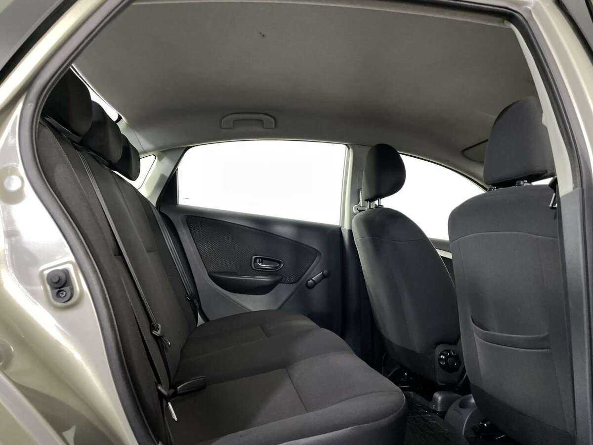 Nissan Almera с пробегом — 2013 год. Фото: #15